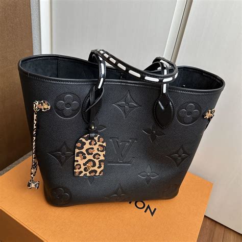 Louis Vuitton Wild at Heart Neverfull MM M45856 